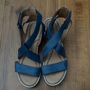 Born Navy Crisscross Leather Slingback Sandals, size 9